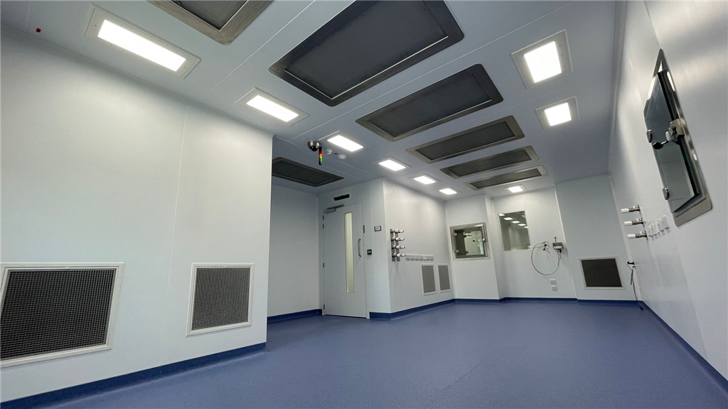 GMP Grade Cleanroom Gallery Image